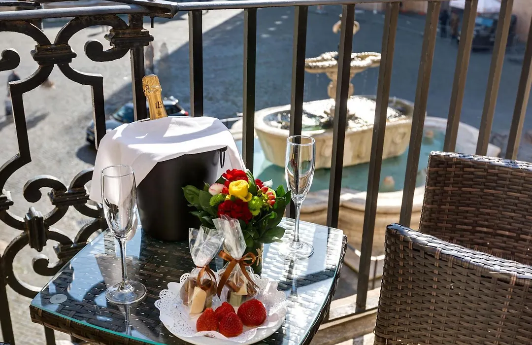 Piazza Farnese Luxury Suites-1