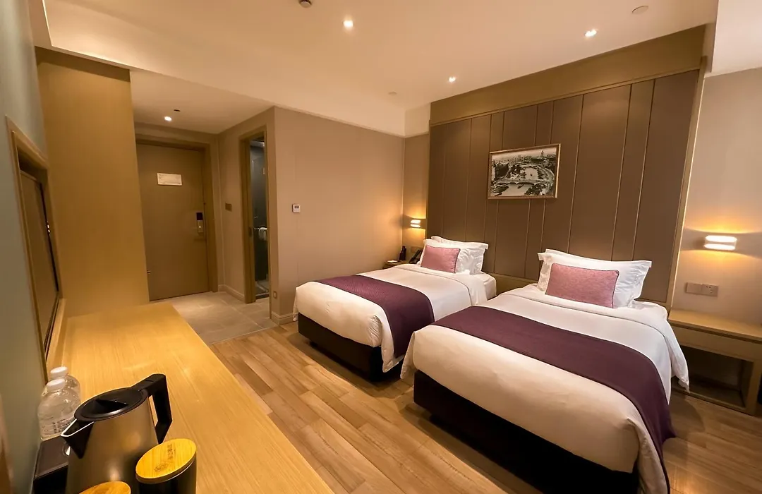 Shanghai-Deco Hotel-Free Shuttle Bus To Pudong Airport And Disneyland-1