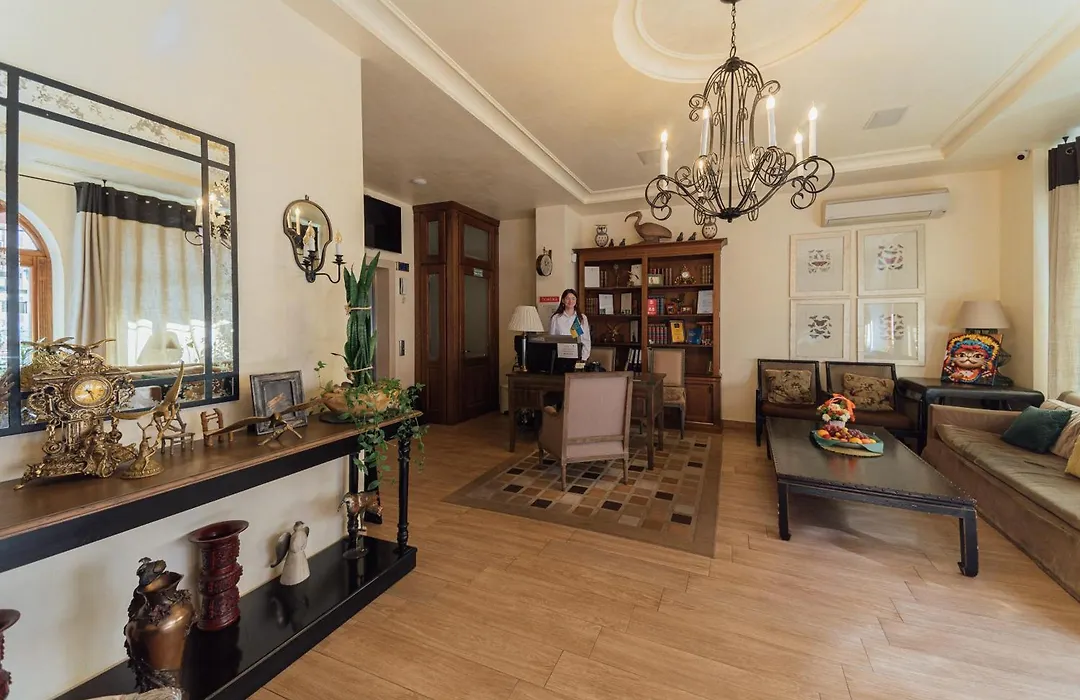 Boutique Hotel Palais Royal-1