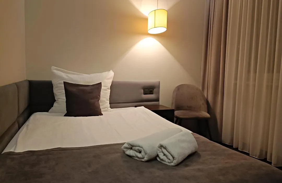 Hotel Maraton-1