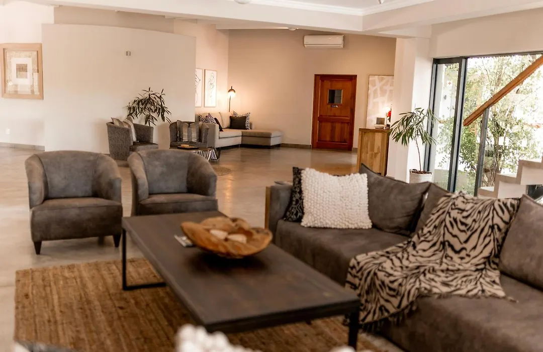 Little Kubu Lodge-1