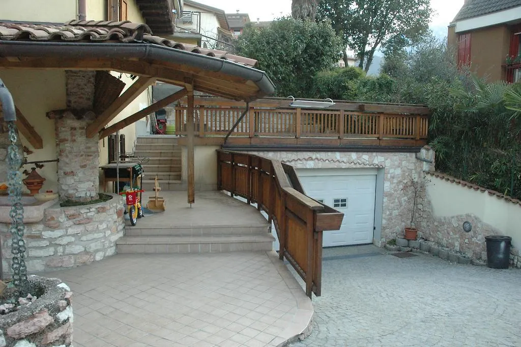 B&B Rosso Pila-1
