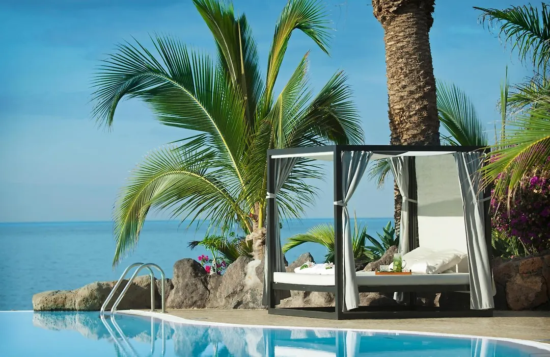 Adrian Hoteles Roca Nivaria-1