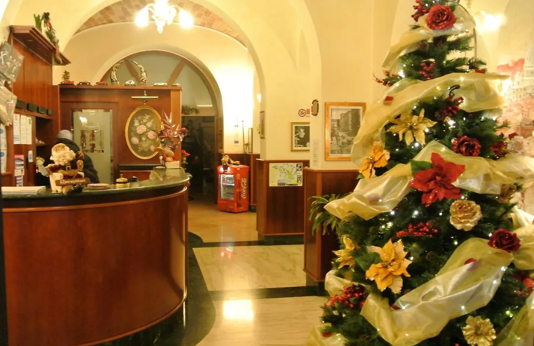 Hotel Assisi-1