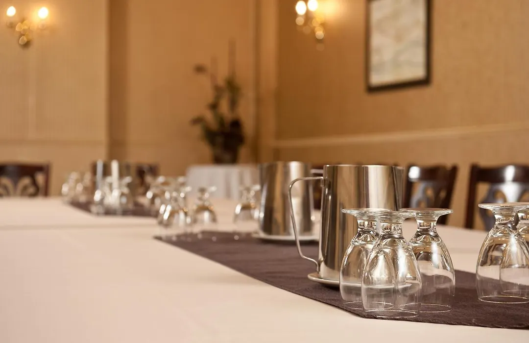 Hotel Clarendon-1