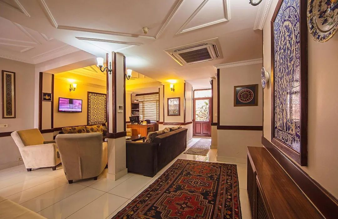 Hippodrome Hotel-1