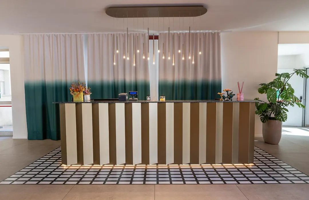 Bleis Hotel-1