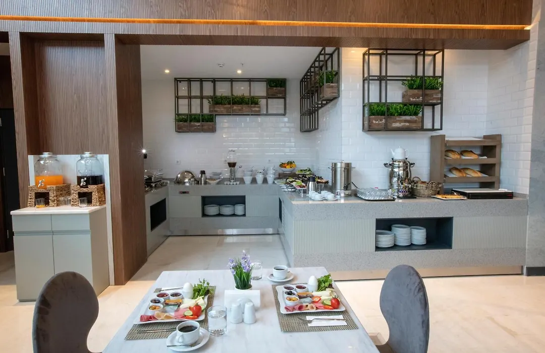 Ibis Styles Izmir Bornova-1