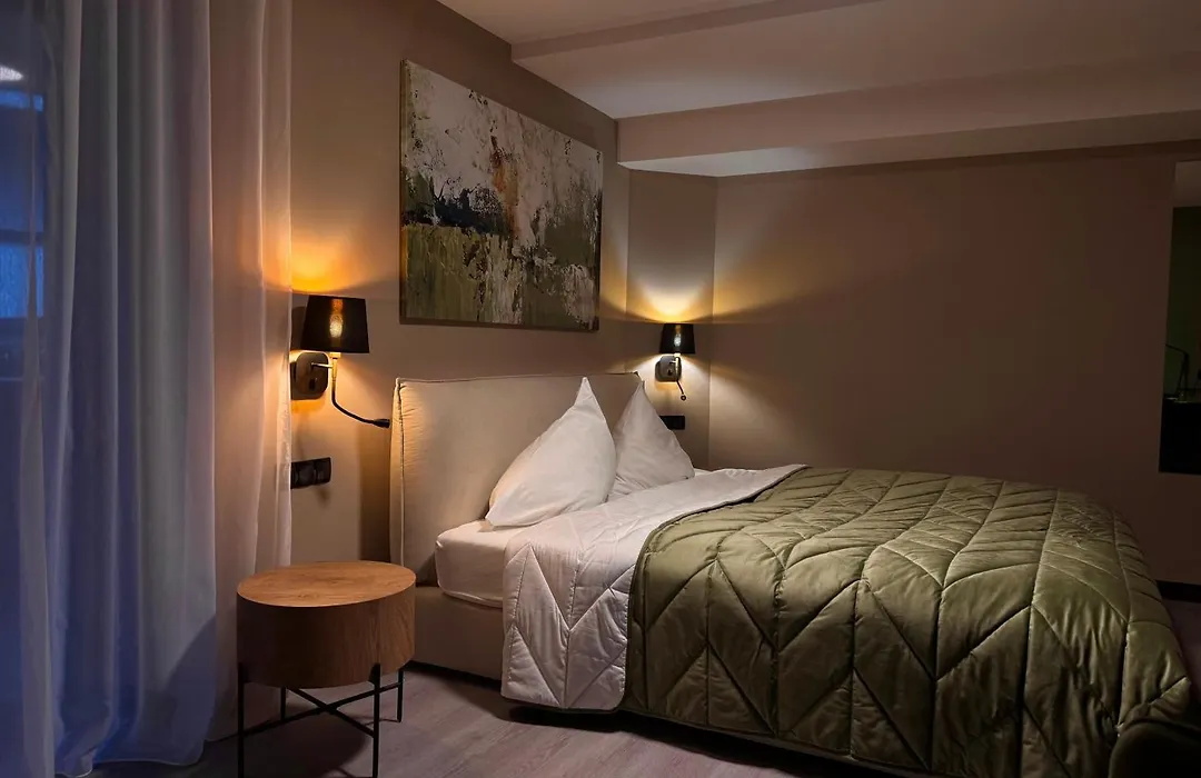 Mountains Hotel-1