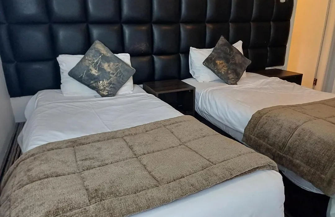 Kings Park Hotel-1