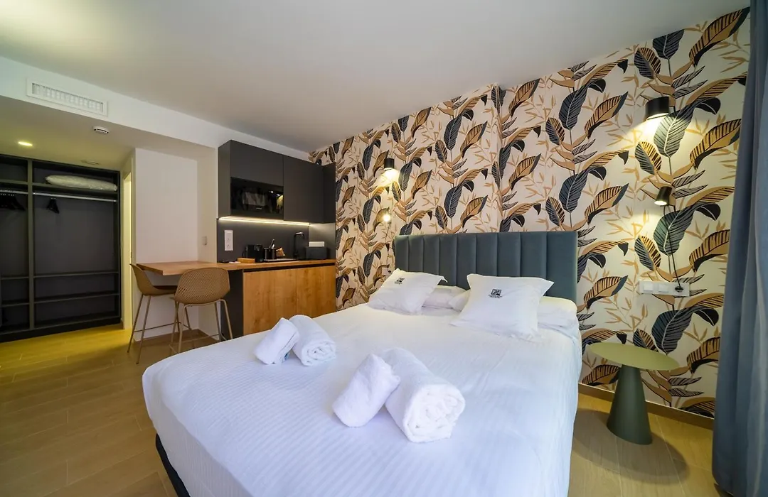 Alicante Smart Accommodation-1