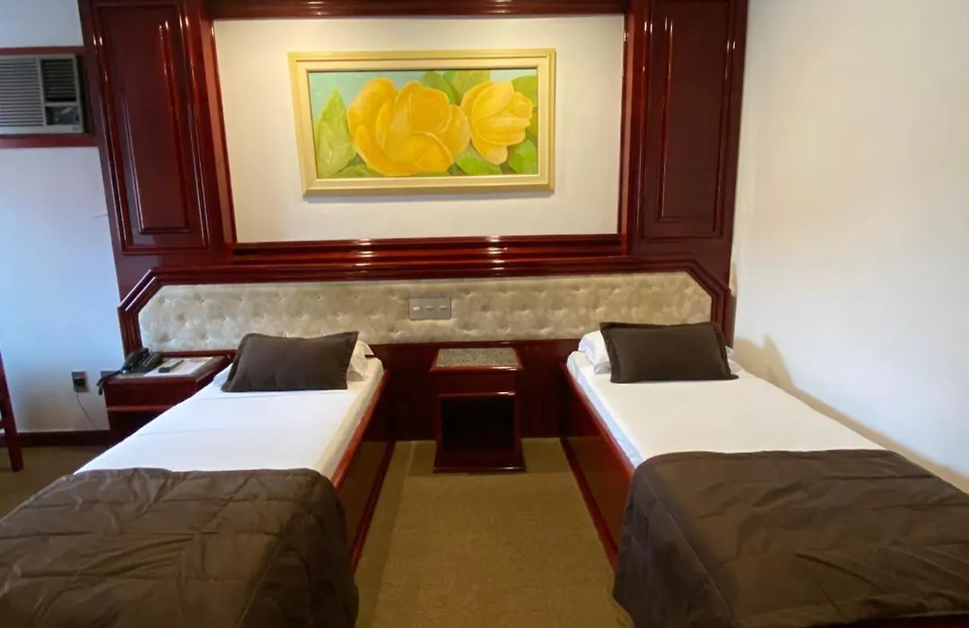 Maxim Plaza Hotel-1