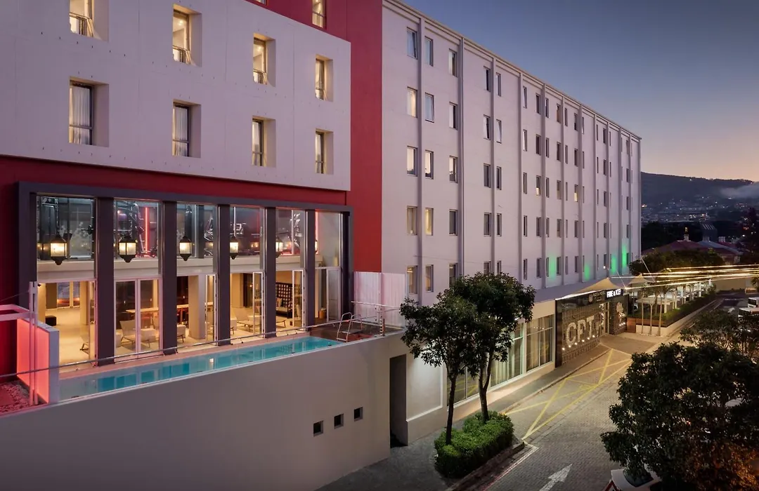 Protea Hotel Fire & Ice By Marriott Cape Town-1