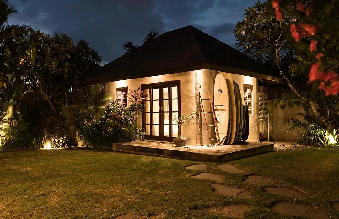 Surflodge Limasan Bali-1