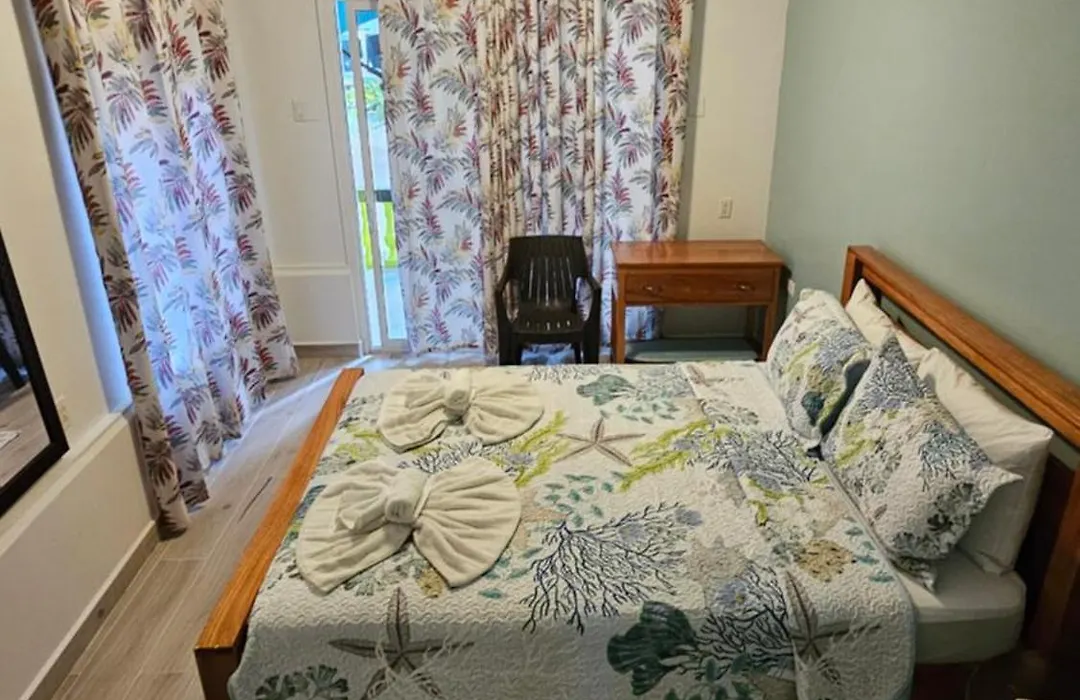 Sea N Sun Guest House-1