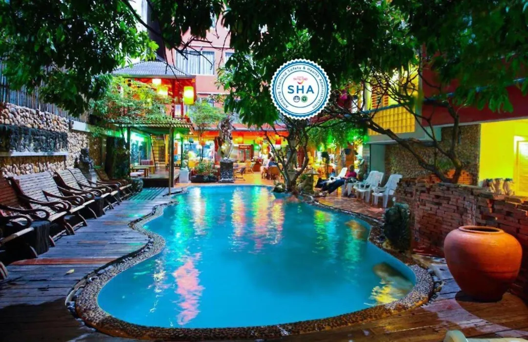 Villa Cha-Cha Banglumphu-1