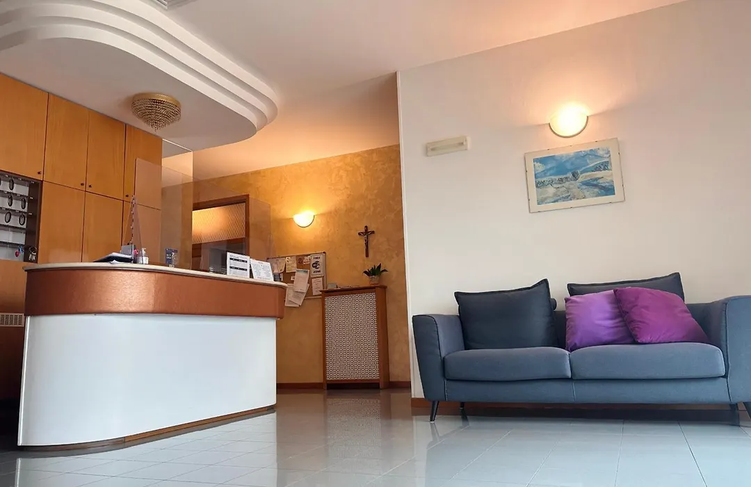 Hotel Crocenzi-1