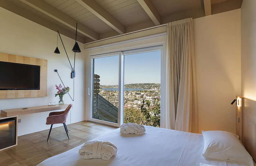 Uefio - Luxury Suites-1