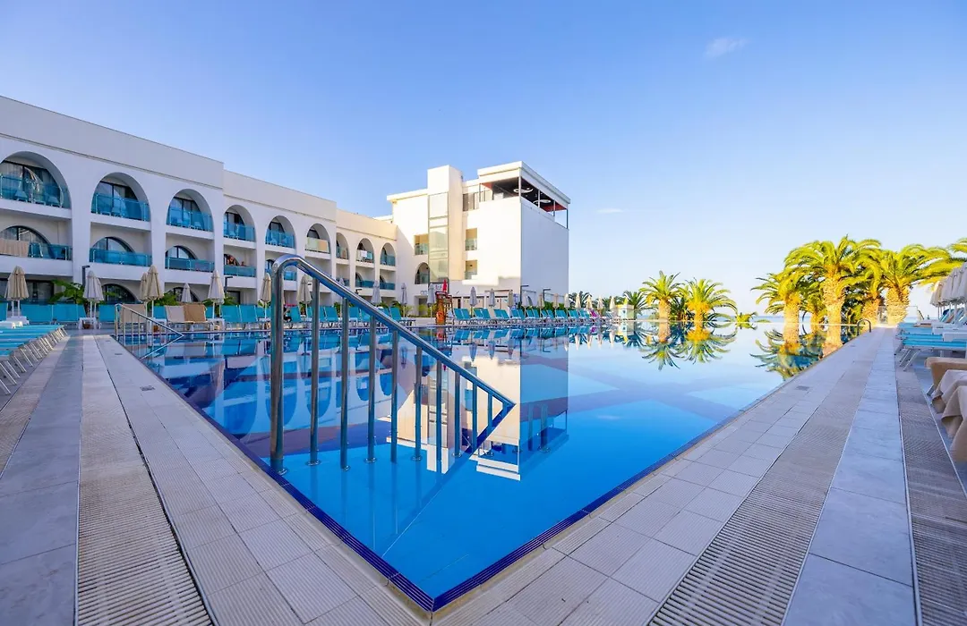 Infinity By Yelken Aquapark&Resorts Kusadasi-1