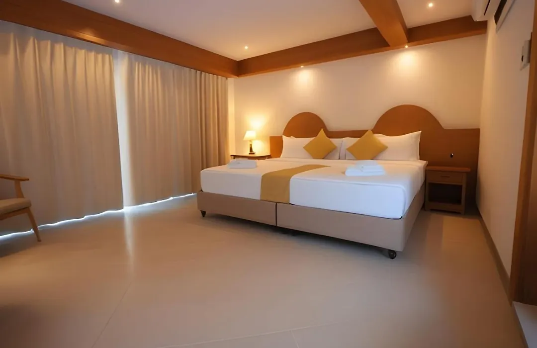 Hack Patong Beach Hotel-1