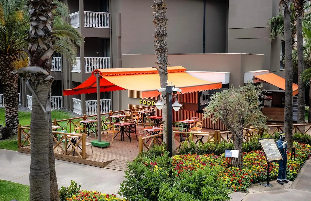 Sailor'S Beach Club-1