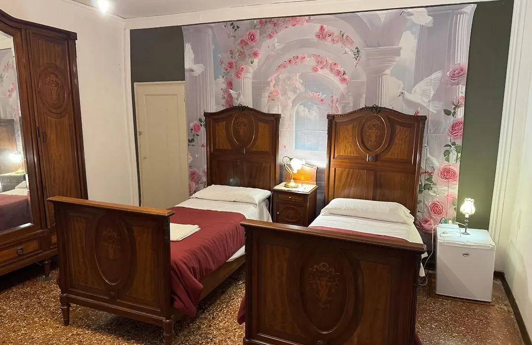 Lions Venice Guest house-1