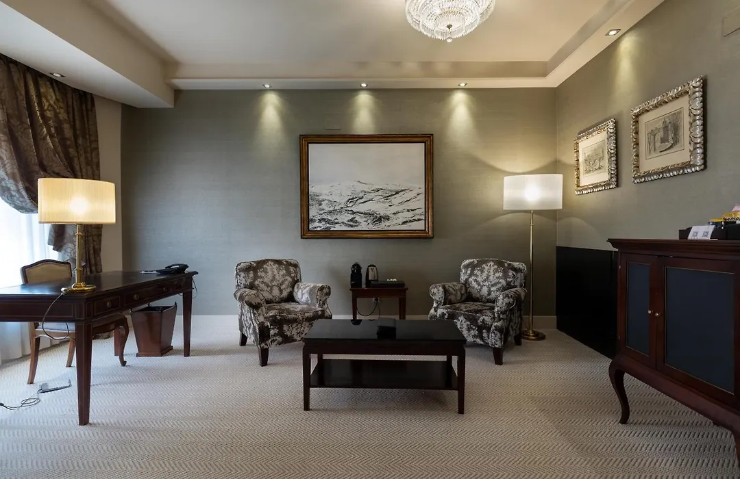 Wellington Hotel & Spa Madrid-1