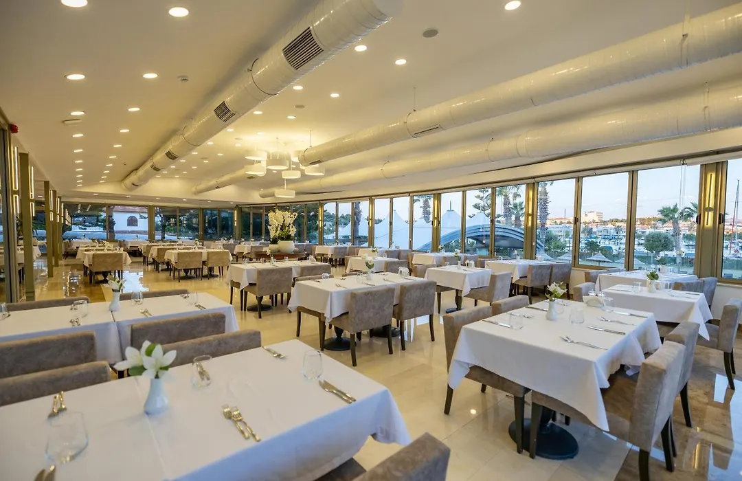 Sisus Marina Hotel-1