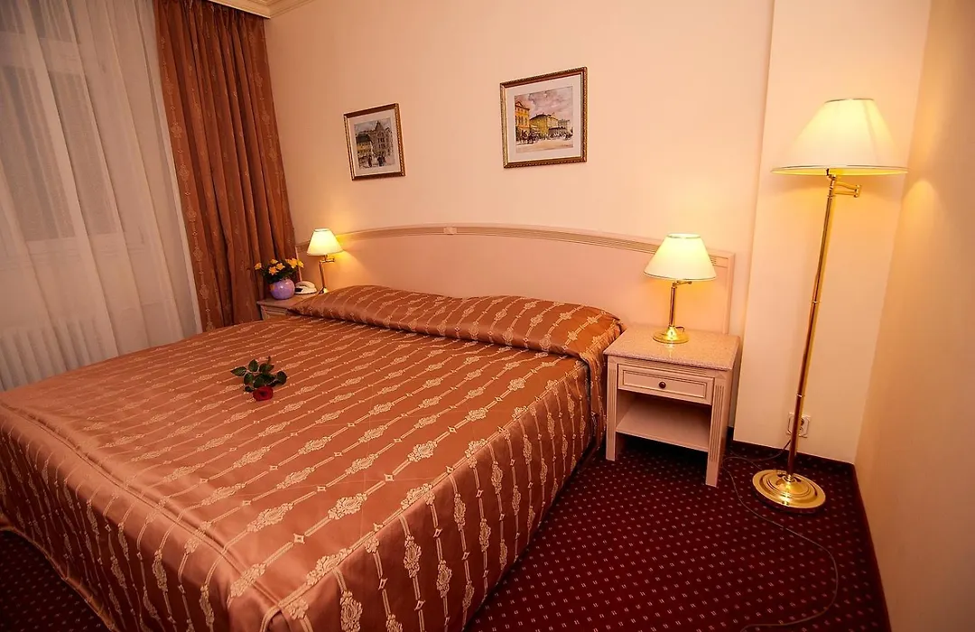 Interhotel Central-1