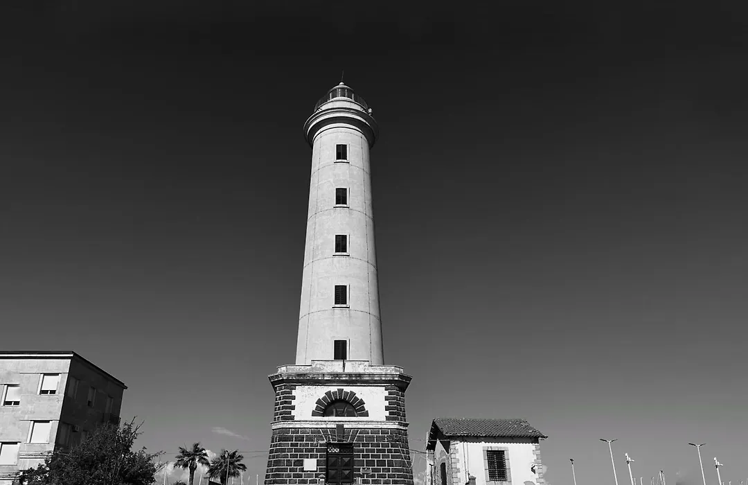 Hotel Al Faro-1