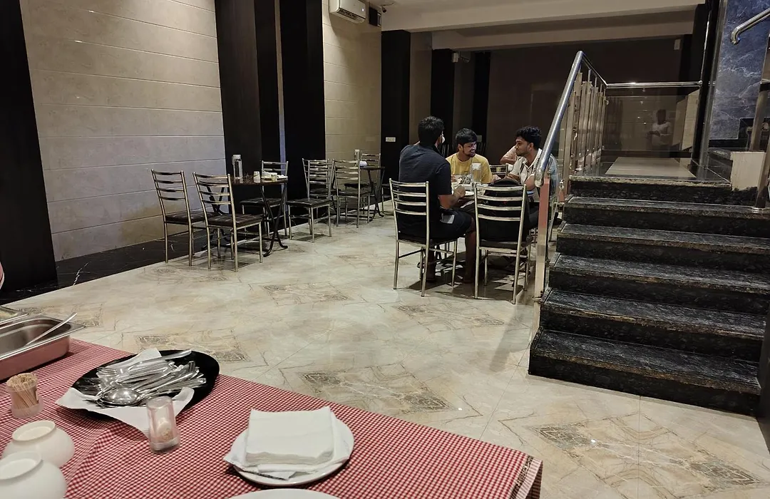 Hotel Candor Amigo Airoli Mind Space-1