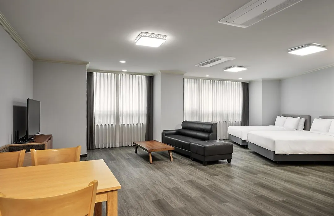 Ramada Hotel And Suites Seoul Namdaemun-1