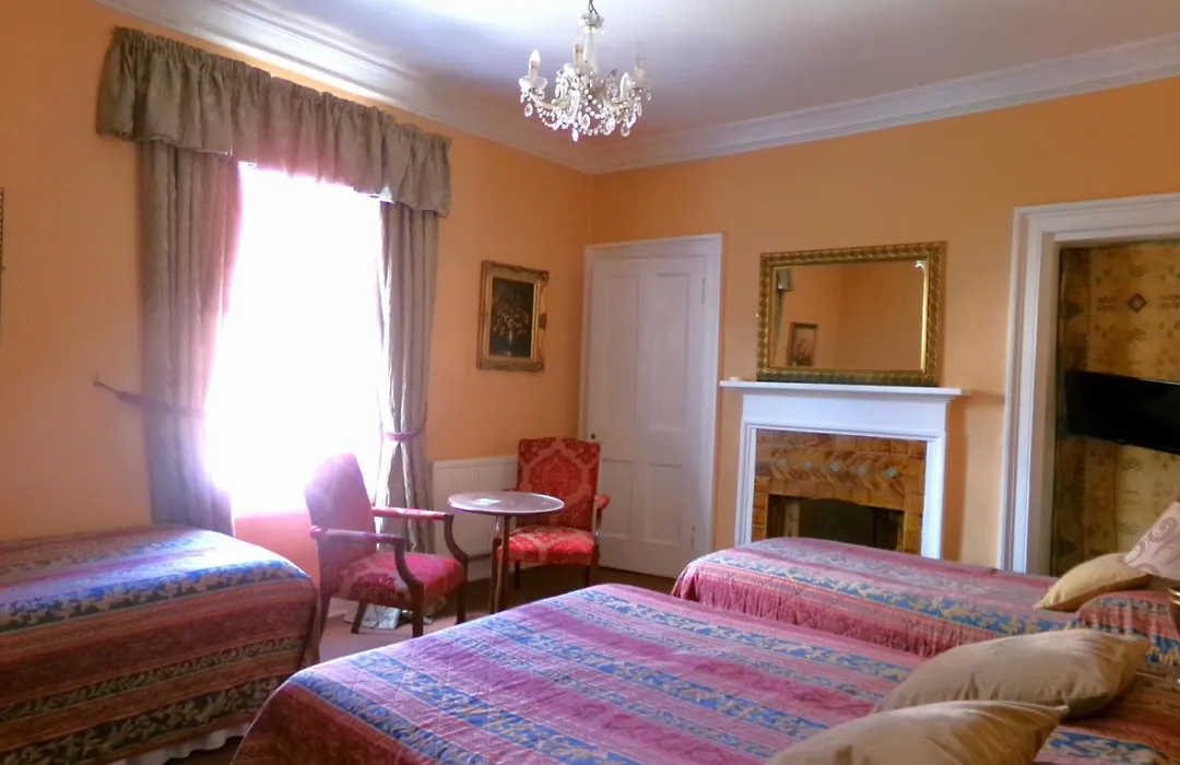 Averon Guest House-1