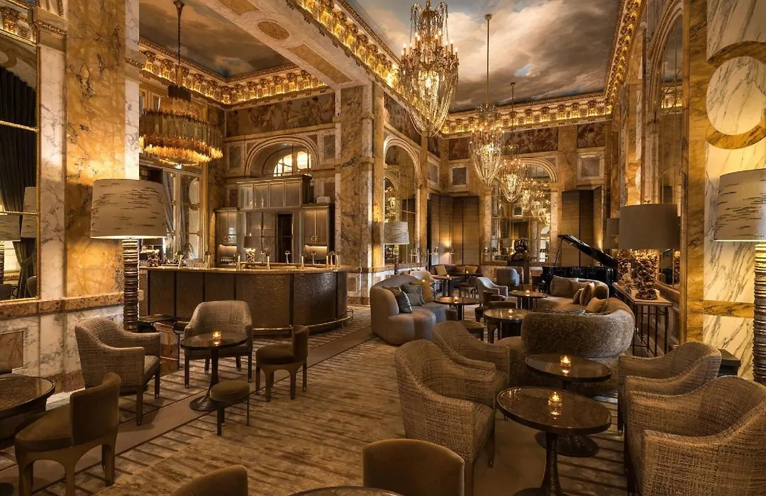 Hotel De Crillon-1
