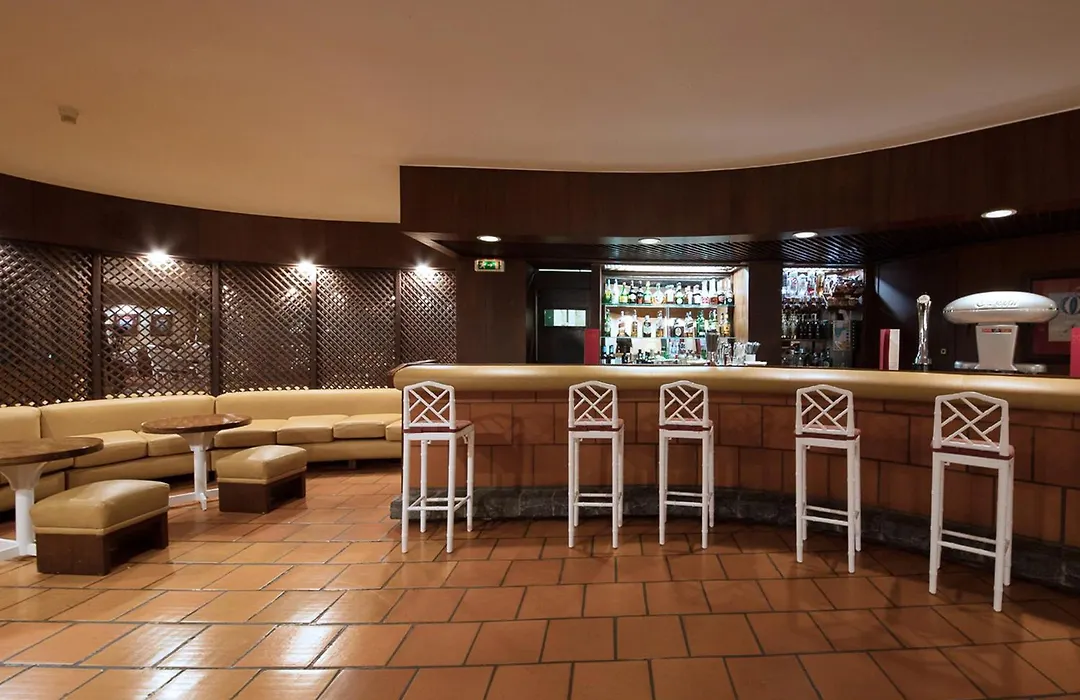 Baia Madeira Hotel-1