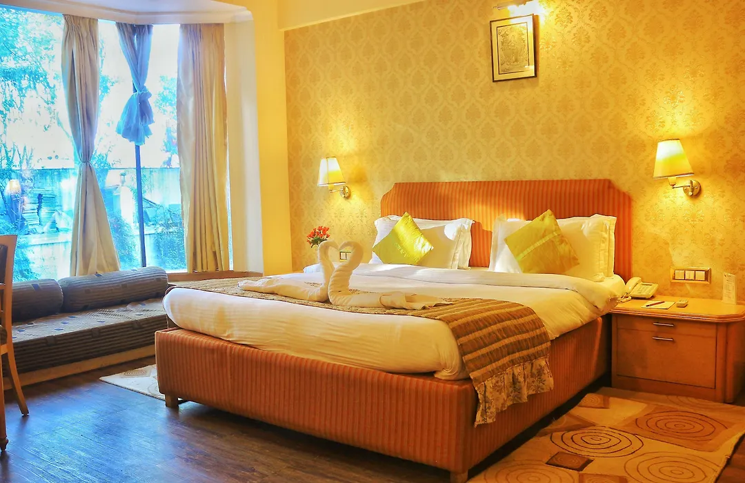 Dee Marks Airport Hotel & Resorts-1