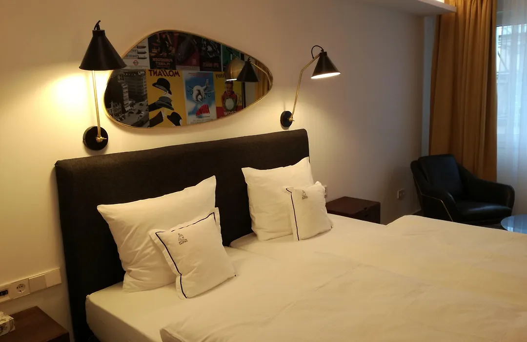 Hotel Empire-1