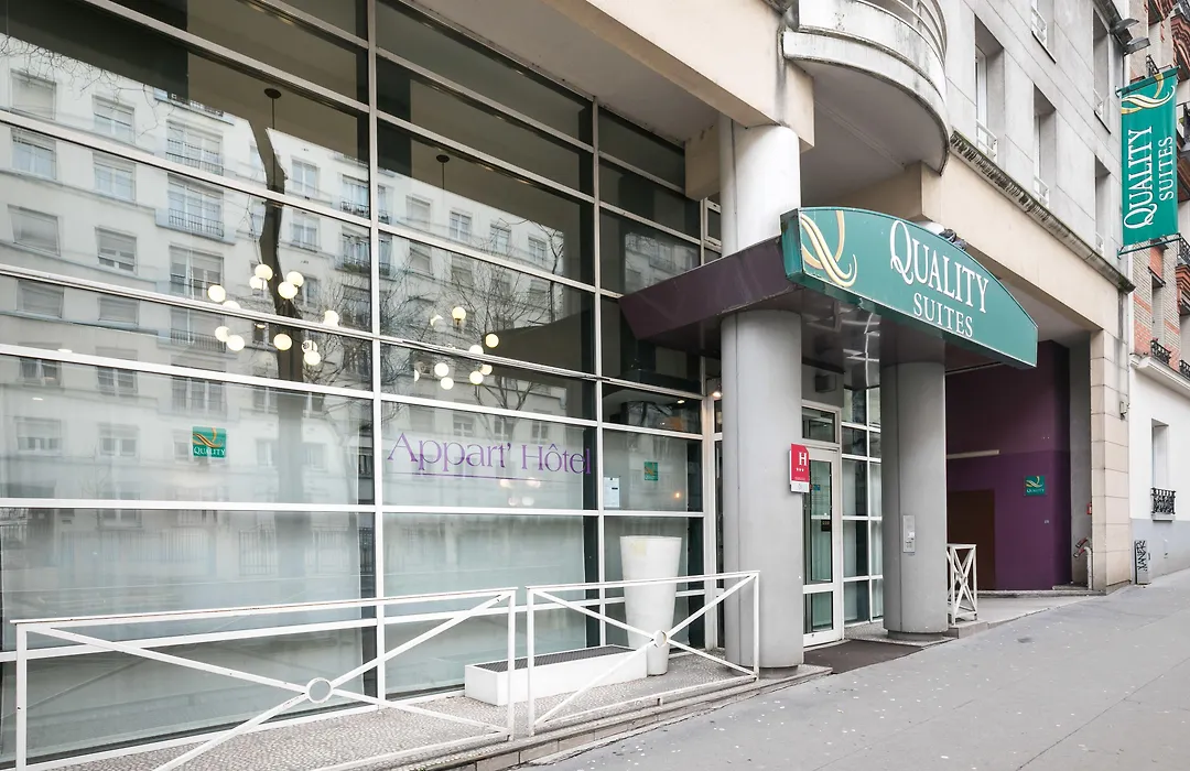 Quality Hotel&Suites Bercy Bibliothèque by HappyCulture-1