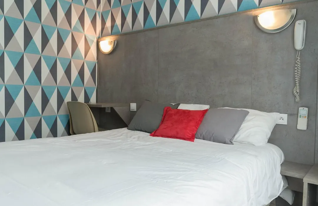 Hotel Paris Panam-Pere Lachaise-Place Gambetta-Hopital Tenon-Republique-1