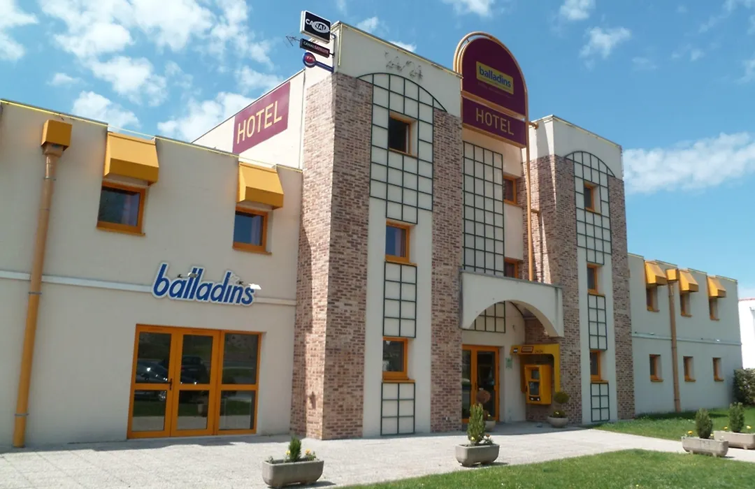 Brit Hotel Essentiel Tours Sud-1