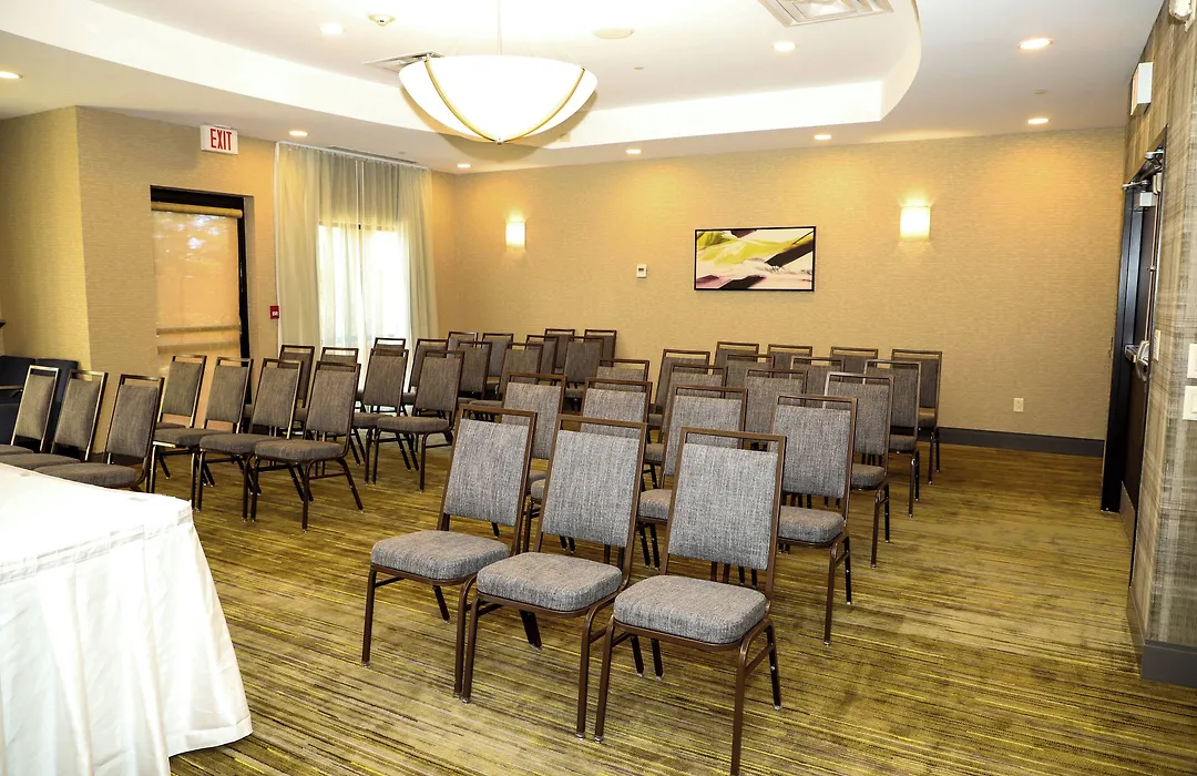 Courtyard By Marriott Toronto Brampton-1