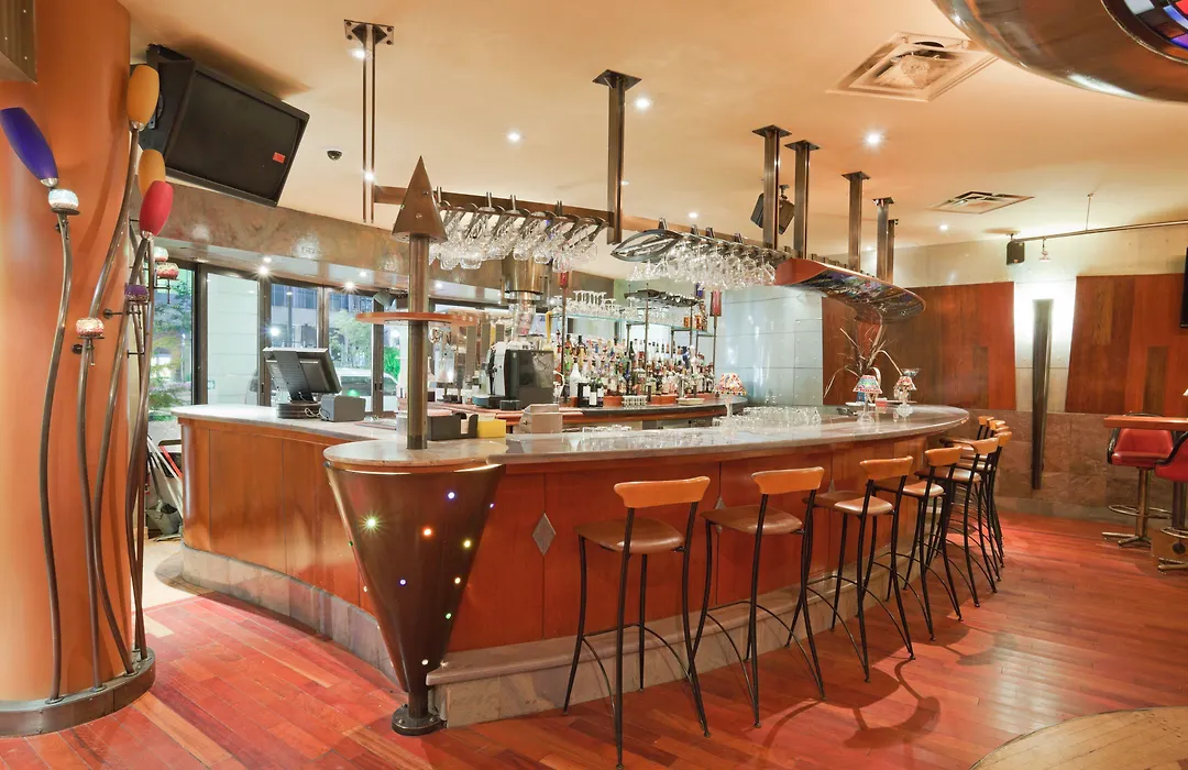 Holiday Inn Niagara Falls-By The Falls By Ihg-1