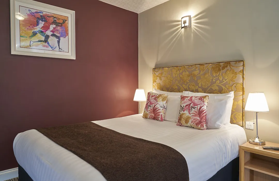 Antoinette Hotel Wimbledon-1