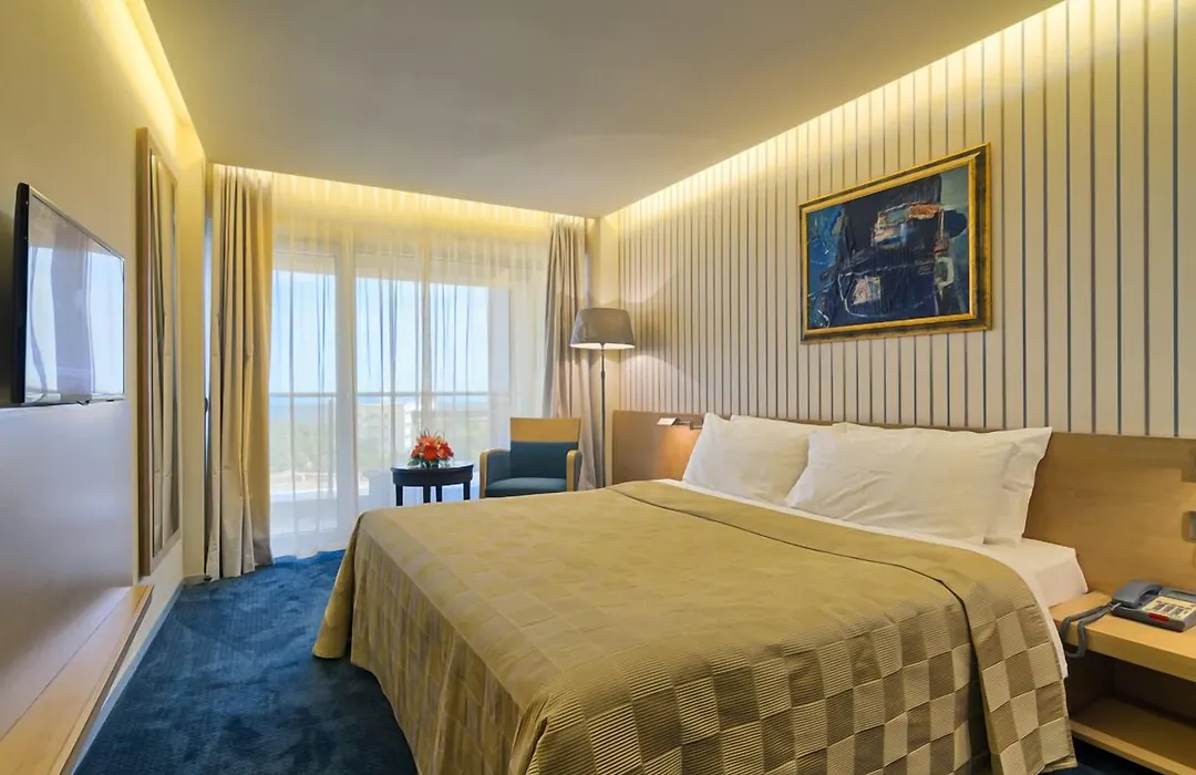 Vega Hotel-1
