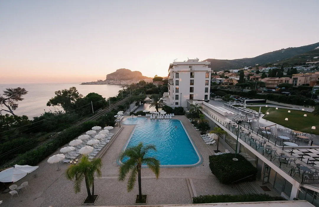 Hotel Santa Lucia Le Sabbie D'Oro-1