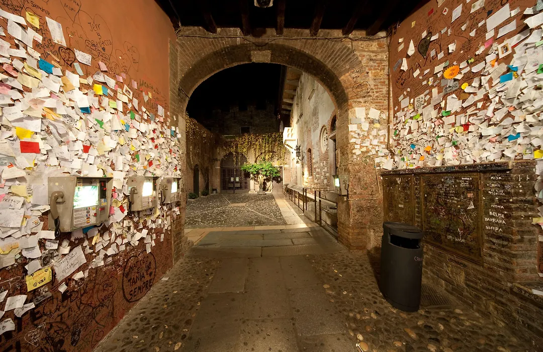 La Corte Di Giulietta-1