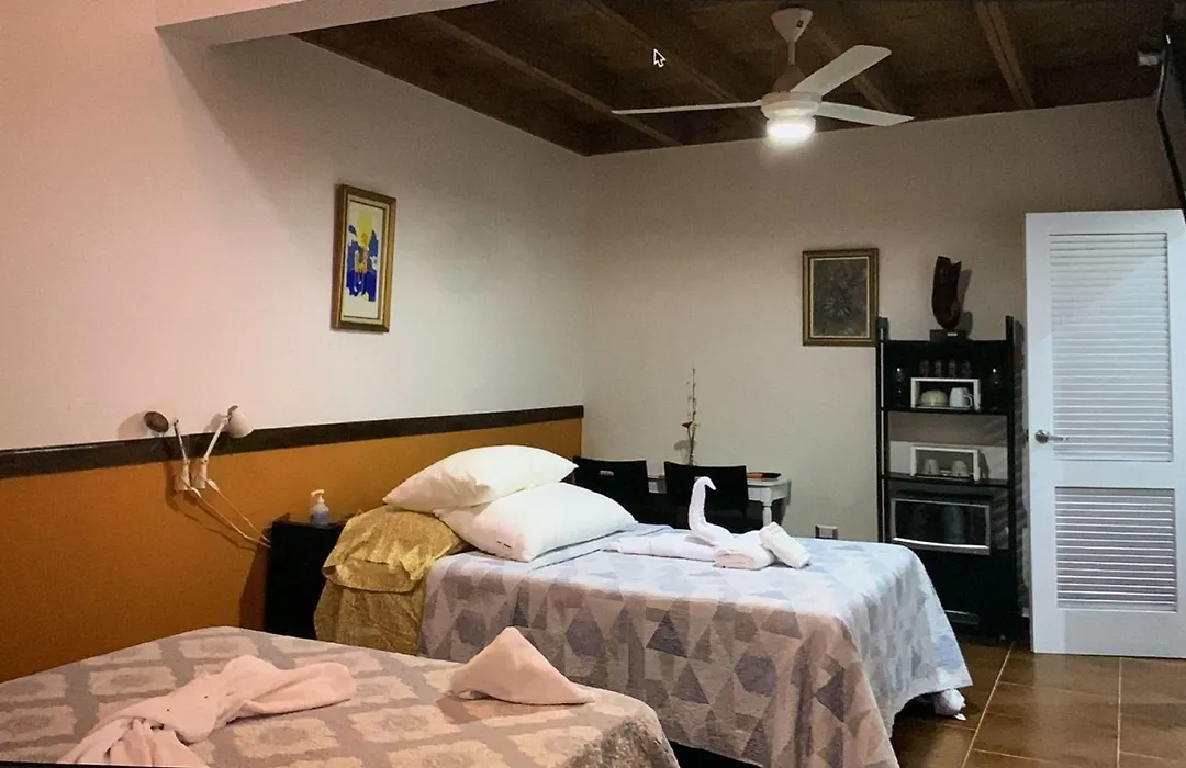 Manaya Bed & Breakfast-1