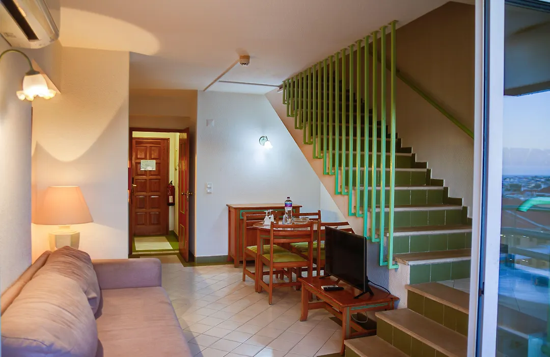 Ourabay Hotel Apartamento - Art & Holidays-1