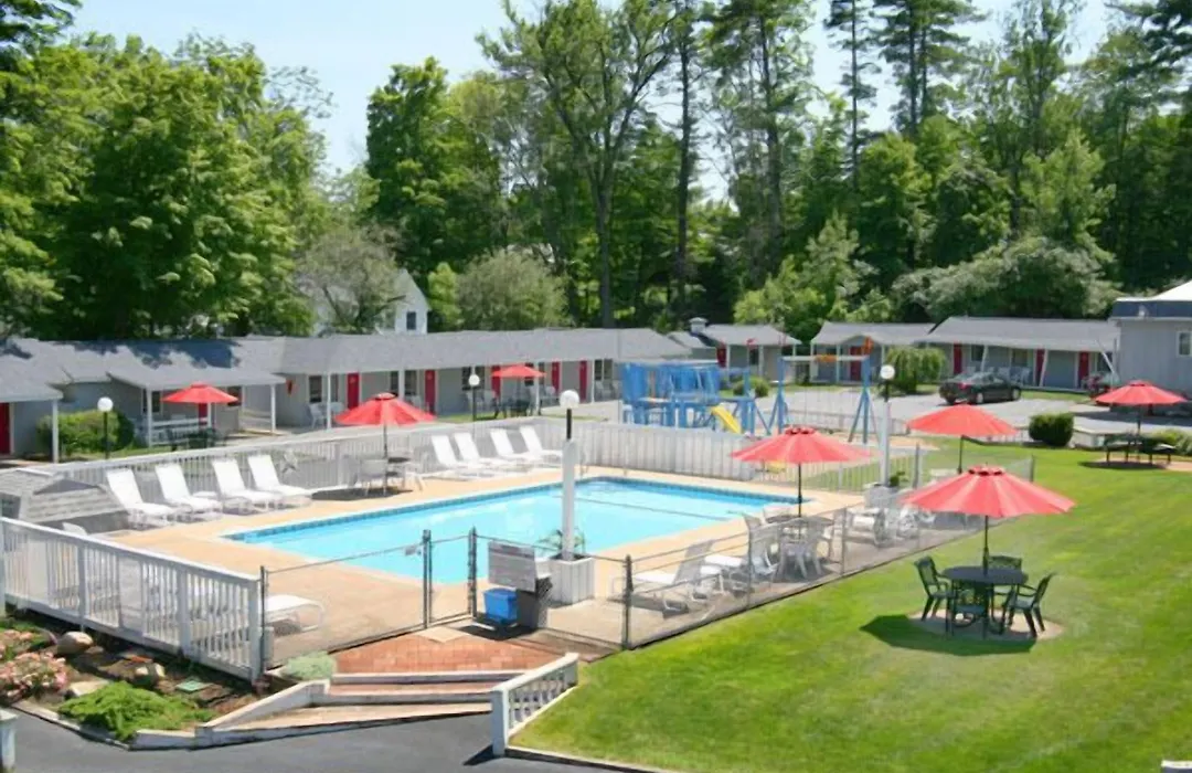 Barberry Court Motel &Cabins-1