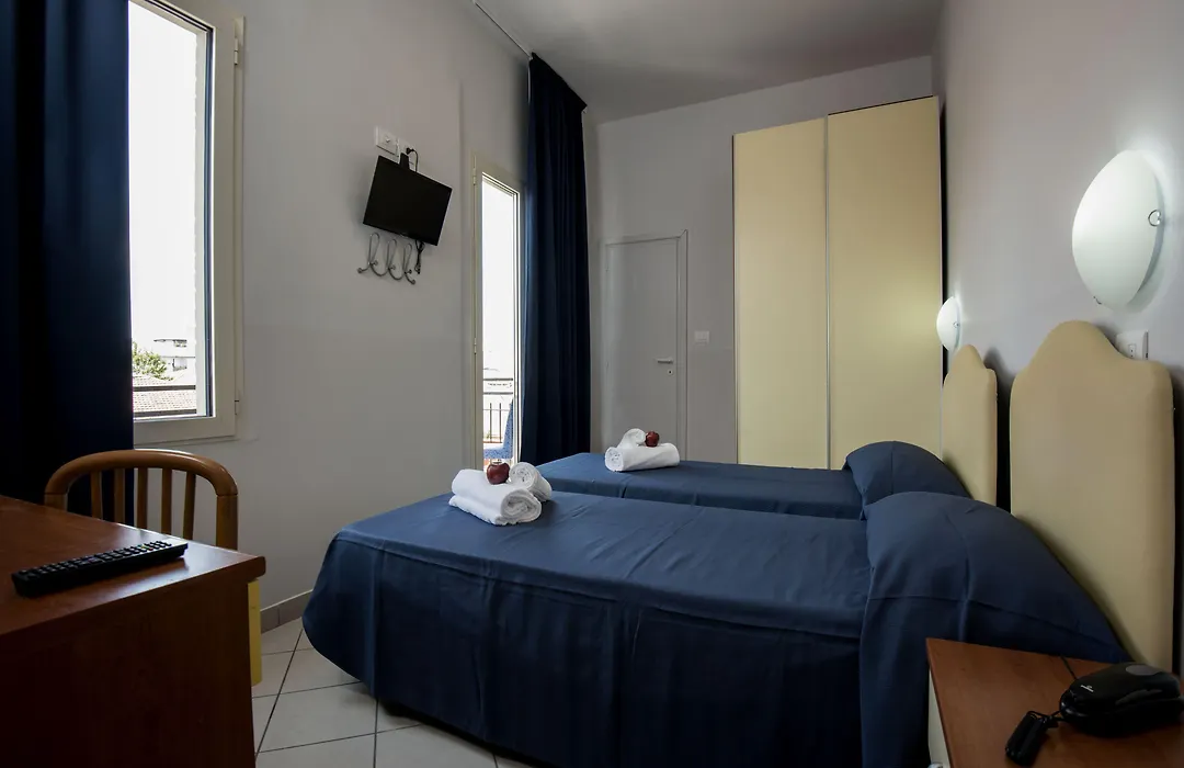 Hotel Scarlet-1